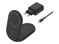Belkin BoostCharge 2-in-1 - Trådløst ladestativ - magnetisk, sammenleggbar, med Qi2 + AC-strømadapter - 15 watt - Fast Charge - svart - for Apple iPhone 12, 13, 14, 15, 16 WIZ028VFBK