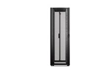 APC NetShelter SX Networking Enclosure with Sides - Rack - svart - 48U - 19" - TAA-samsvar - for P/N: SMT1000RM1U, SMT750RM1U, SRTL10KRM4UT, SRTL5KRM2UI-HW, SRTL5KRM2UT-HW, SRTL8KRM4UT AR3347