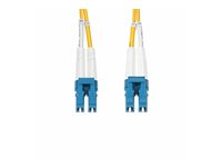 StarTech.com 15m (49.2ft) LC to LC (UPC) OS2 Single Mode Duplex Fiber Optic Cable, 9/125µm, Laser Optimized, 10G, Bend Insensitive, Low Insertion Loss - LSZH Fiber Patch Cord (SMDOS2LCLC15M) - Koblingskabel - LC/UPC-enkeltmodus (hann) til LC/UPC-enkeltmodus (hann) - 15 m - 15 m - 2 mm - fiberoptisk - dupleks - 9 / 125 micron - OS1/OS2 - halogenfri, passiv - gul SMDOS2LCLC15M